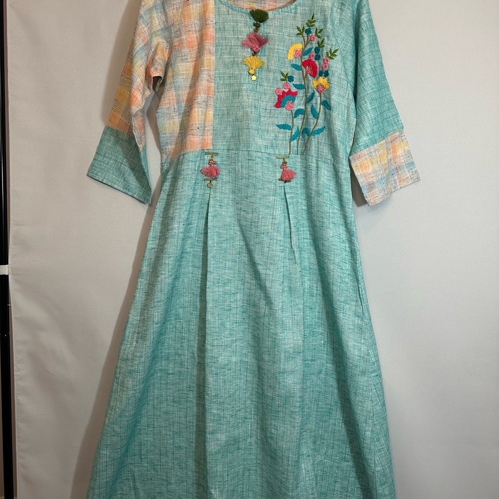 I2Q Womens Size XL Embroidered Ethnic Dress Frock Teal Floral Accents unique - Picture 11 of 11
